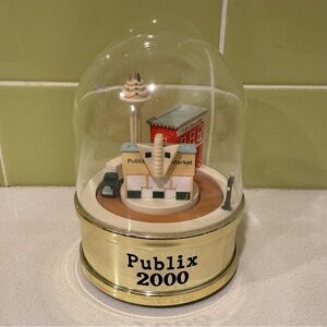 Publix Millennium 2000 Musical Christmas Globe